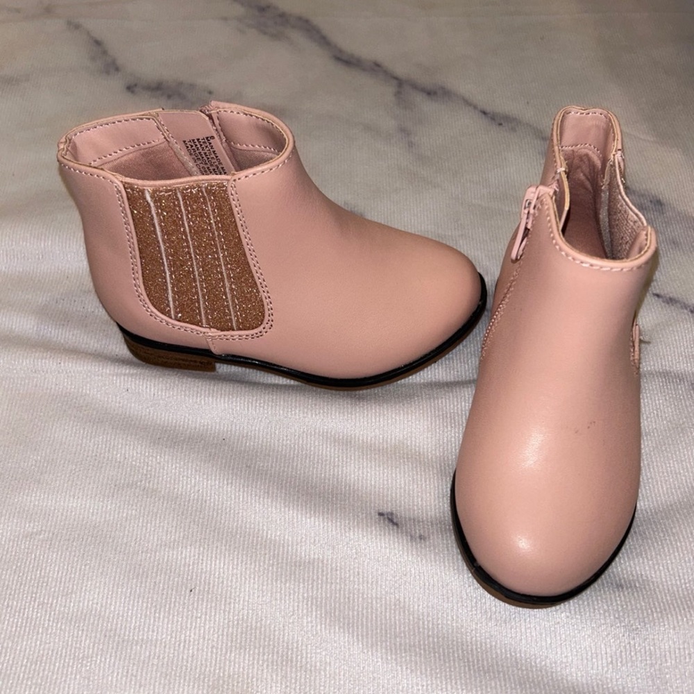 Cat & Jack booties